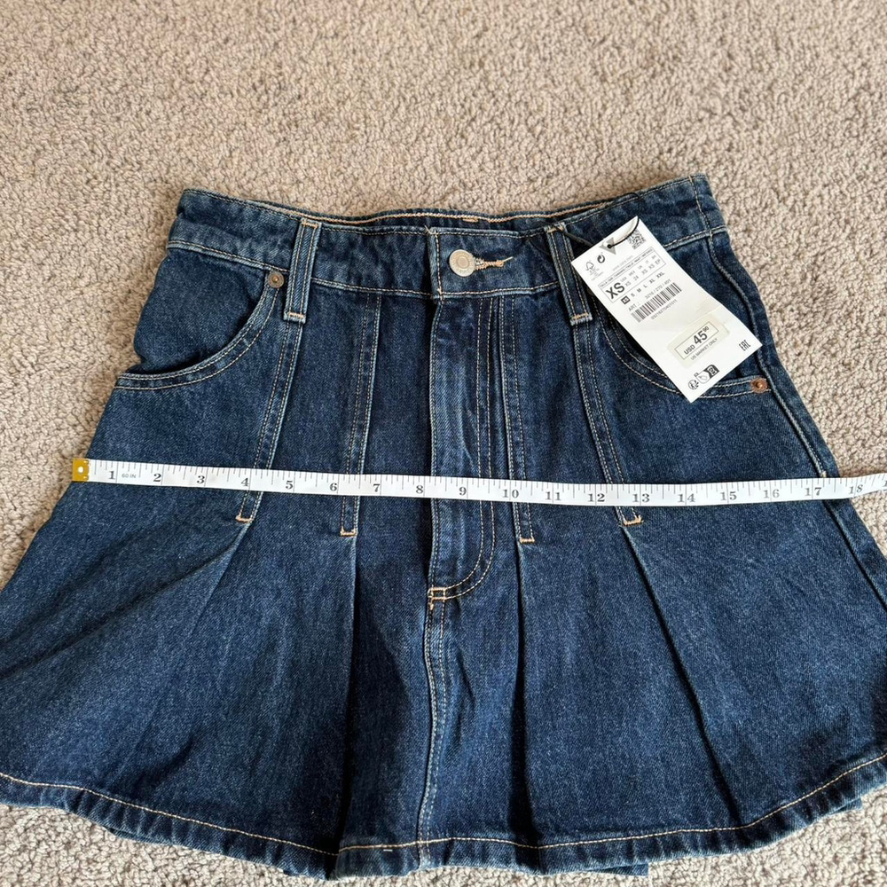 skirts - Picture 4 of 7